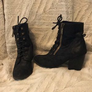 Black faux suede block heel boots